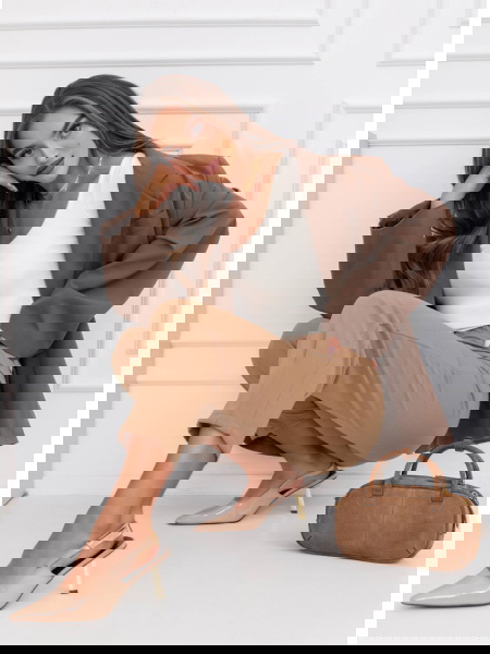 Spodnie z kieszeniami...