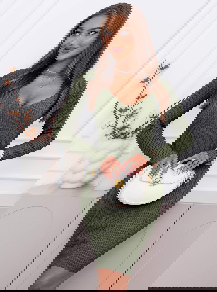 Prążkowana sukienka Lozzia - khaki