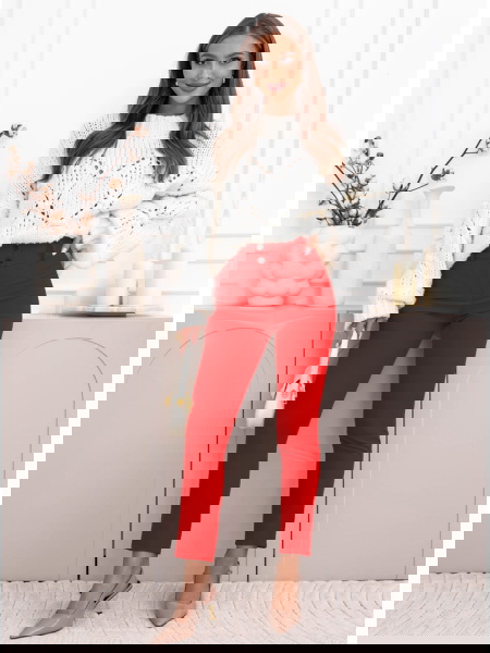 Malinowe spodnie zapinane...