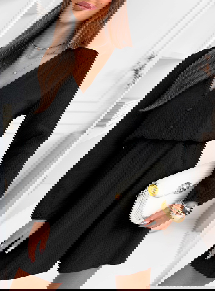 Czarna muślinowa rozkloszowana...