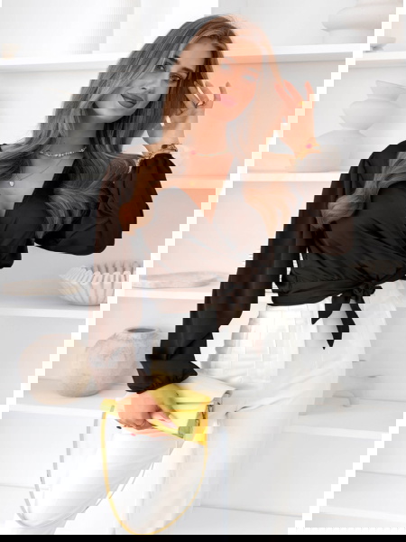 Czekoladowa satynowa bluzka...