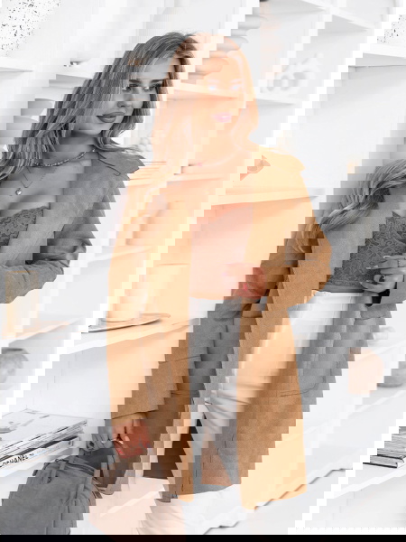 Beżowy lekki płaszczyk z...