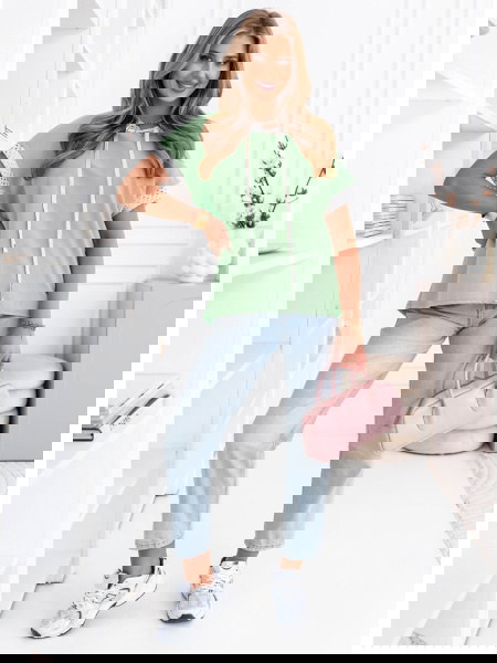 Miętowa bluzka z kapturem...