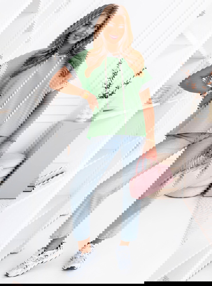 Miętowa bluzka z kapturem Nanelia