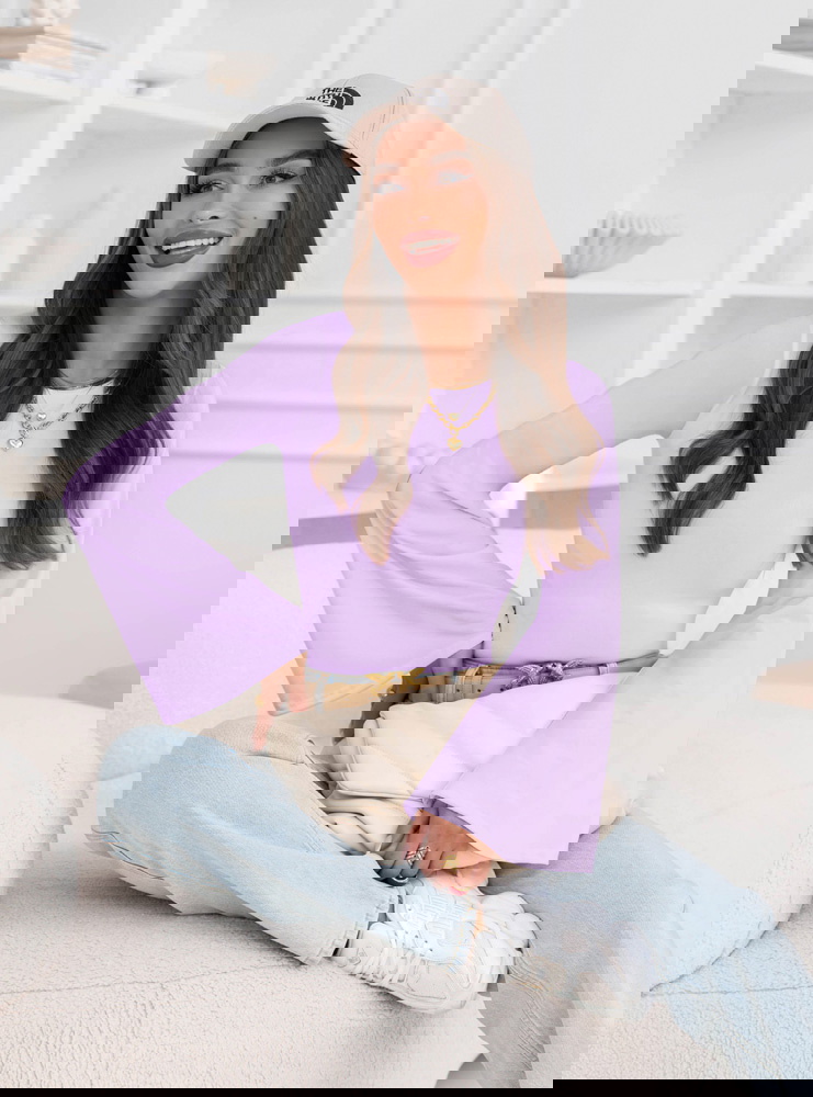 Liliowa bluzka z szerokimi rękawami...