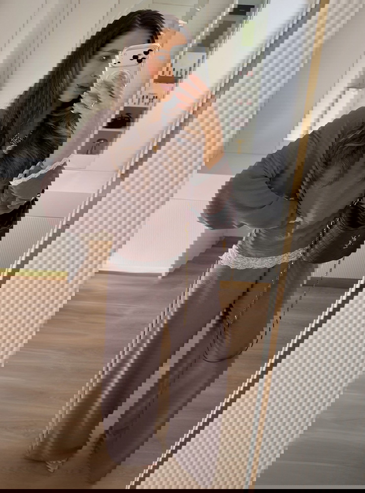 Komplet z koronkowymi wstawkami...