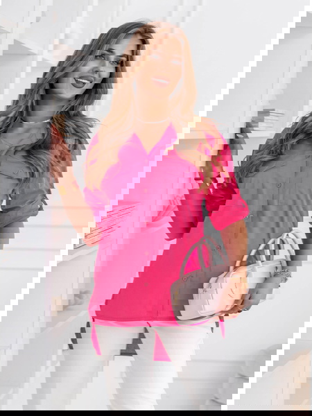 Różowa koszula zapinana na...