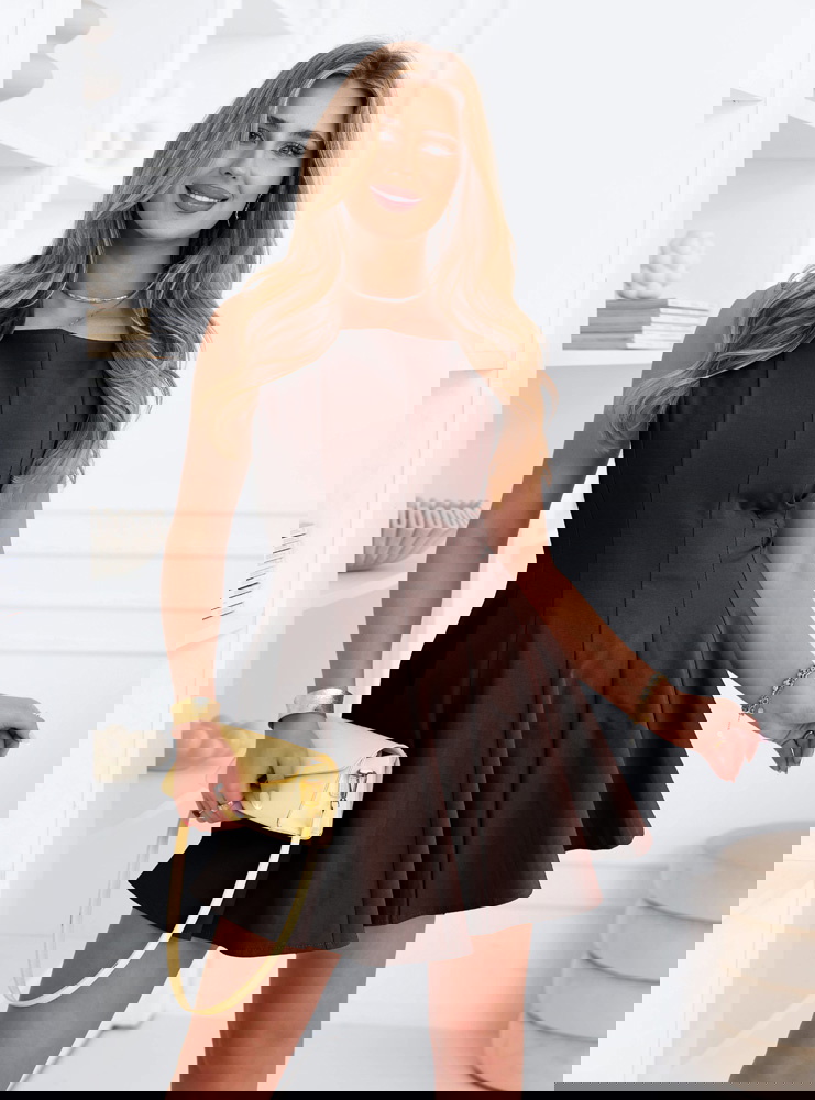 Czekoladowa rozkloszowana sukienka...