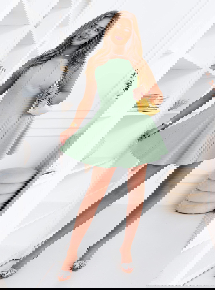 Miętowa rozkloszowana sukienka mini...