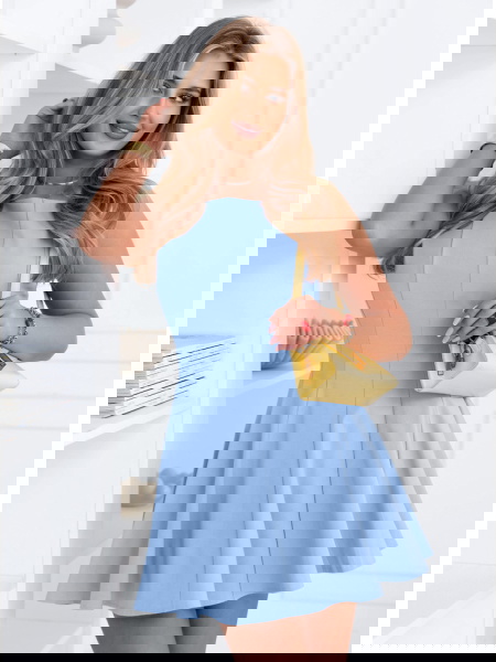 Błękitna rozkloszowana... 2