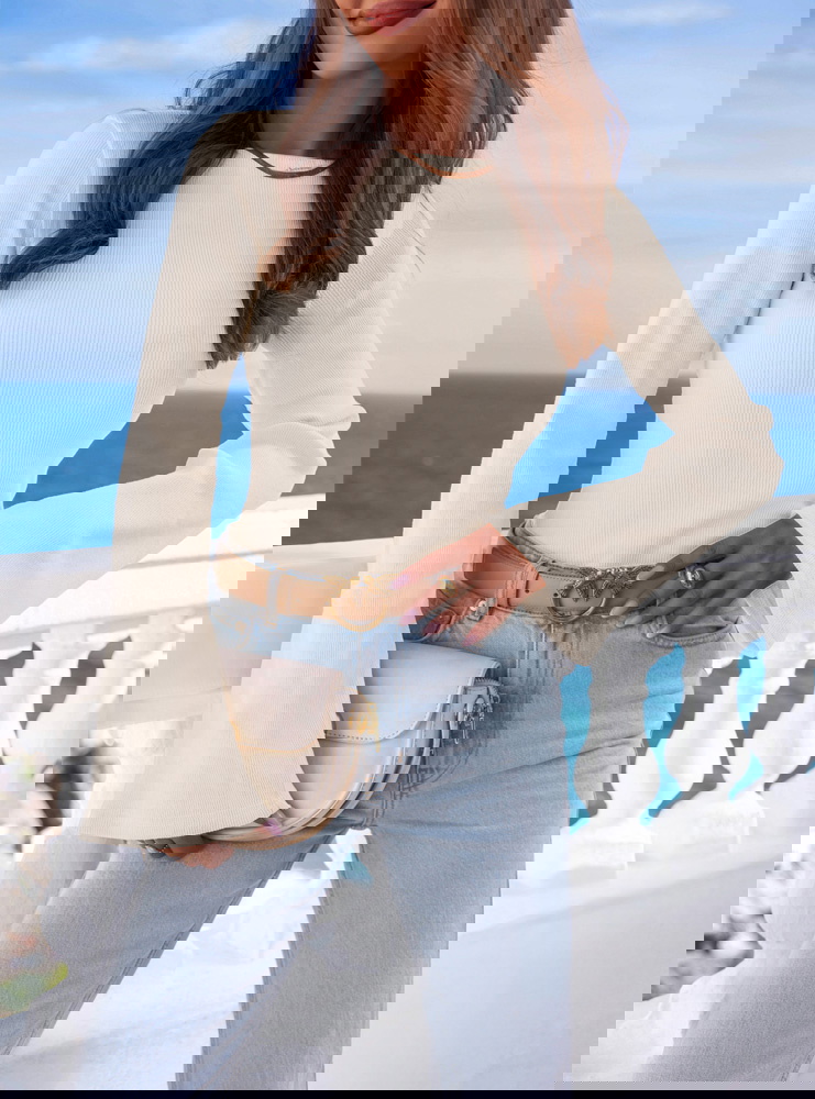 Prążkowana bluzka z rozszerzanym...