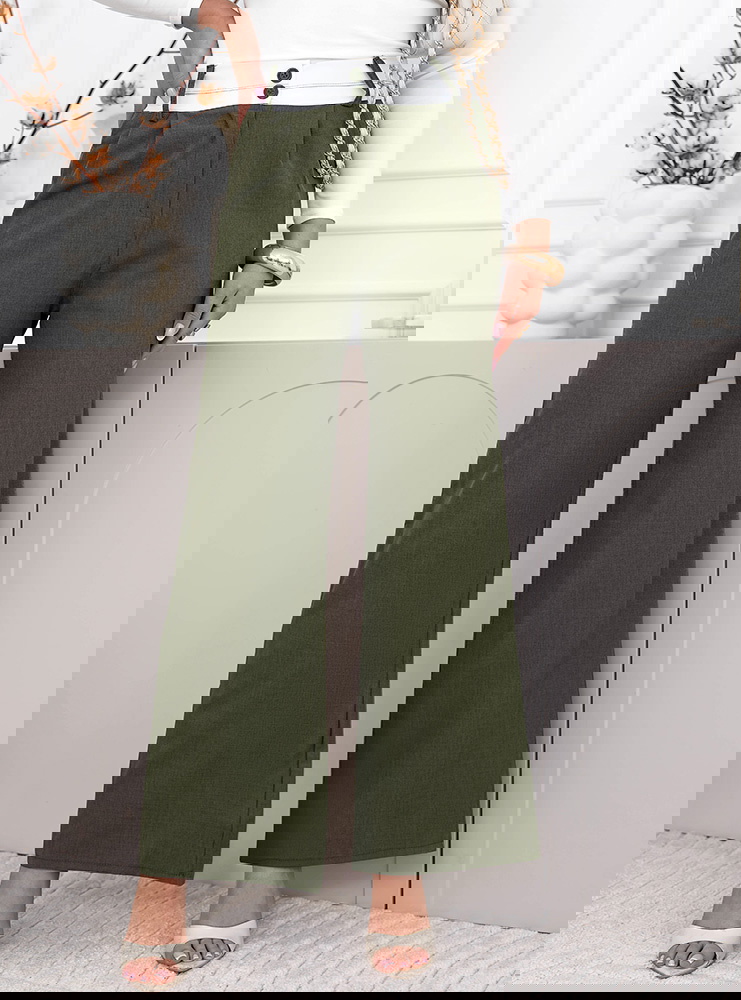 Szerokie spodnie z kieszeniami...