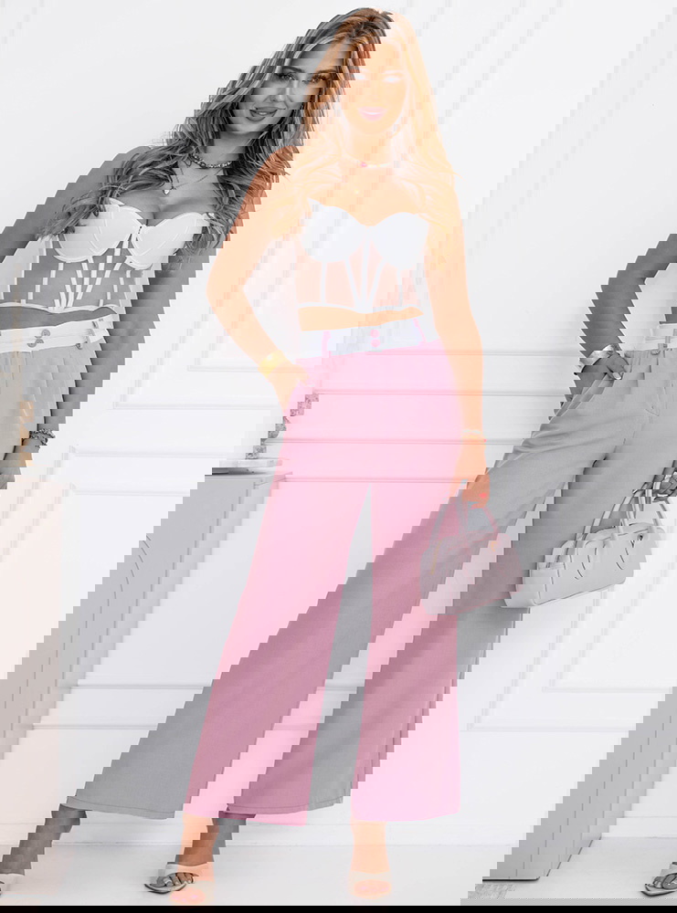 Szerokie spodnie z kieszeniami...