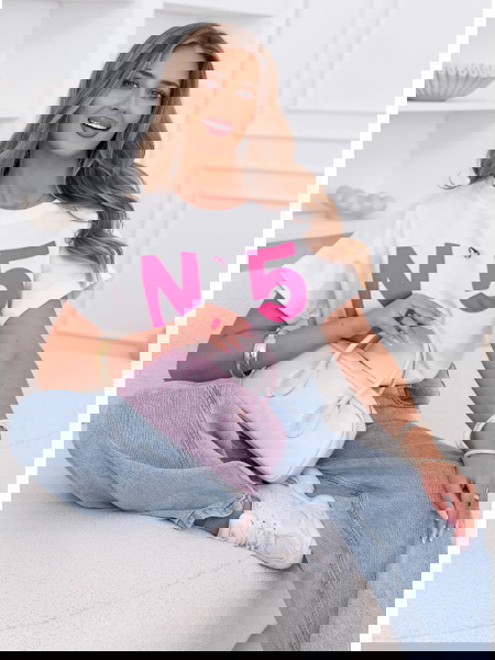 Biała koszulka z różowym... 2