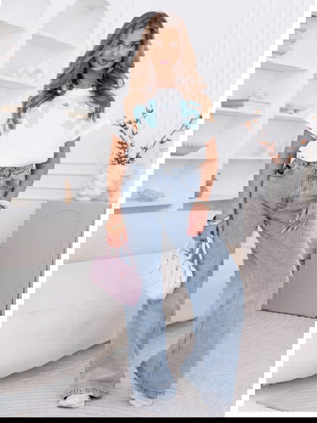 Biała koszulka z niebieskim... 2