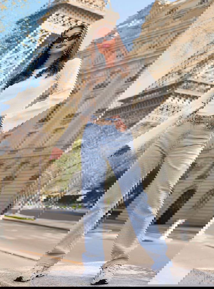 Prążkowana bluzka z rozszerzanym...