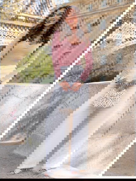 Pudrowa prążkowana bluzka z... 2