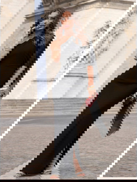 Czarna długa sukienka na...