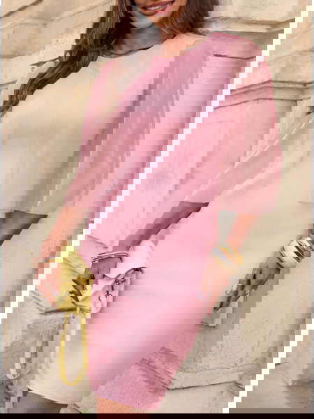 Pudrowa dopasowana sukienka... 2