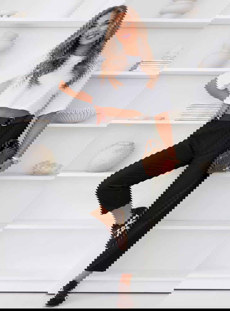 Czarne spodnie z paskiem Perpedelia