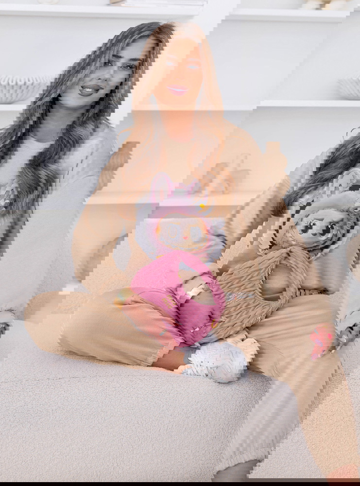 Jasnobeżowy komplet dresowy z...