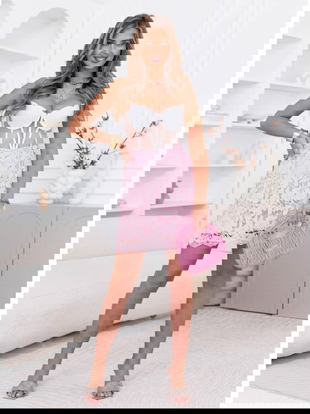 Pudrowa spódniczka ażurkowa... 2