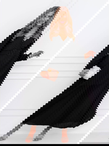 Czarna sukienka z...