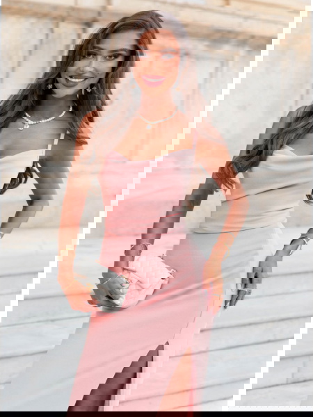 Pudrowa sukienka z... 2