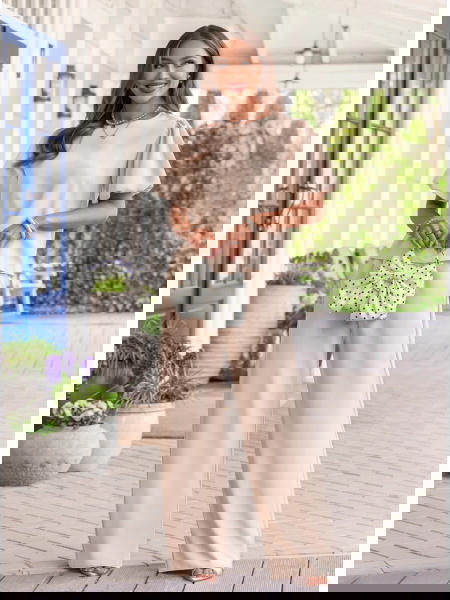 Jasnobeżowy komplet bluzka...