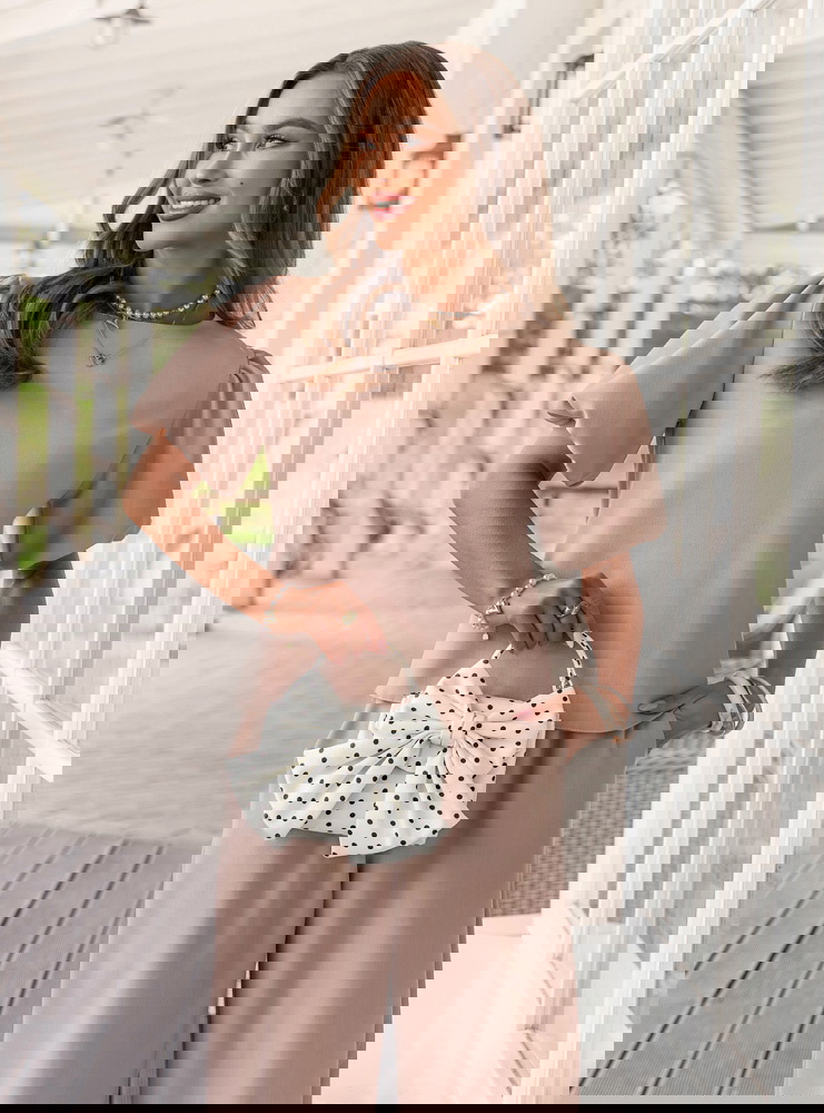 Komplet bluzka z bufiastymi rękawami...