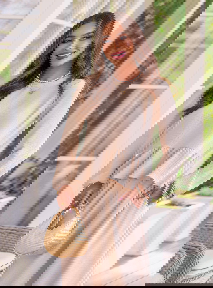 Jasnobeżowy komplet bluzka z falbanką...