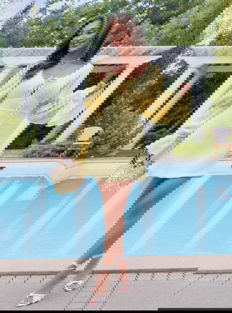 Muślinowa sukienka z wiązaniem na...