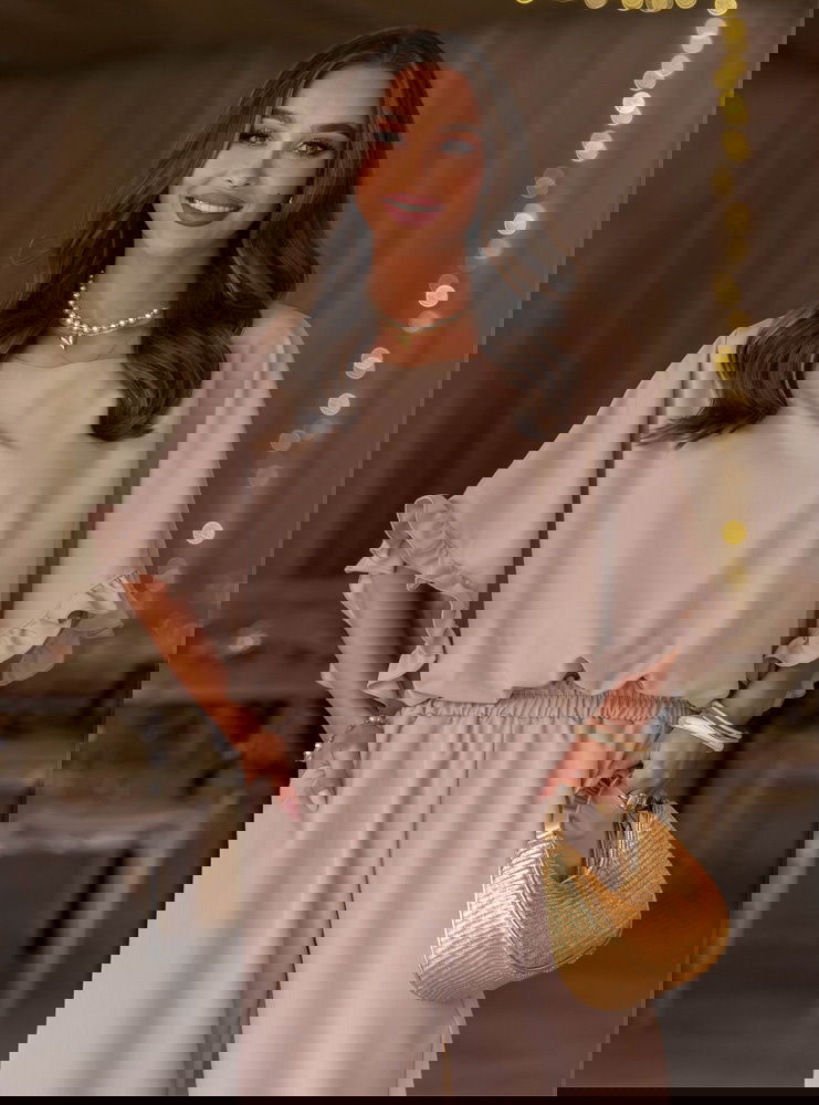 Komplet bluzka z falbankami i spodnie...