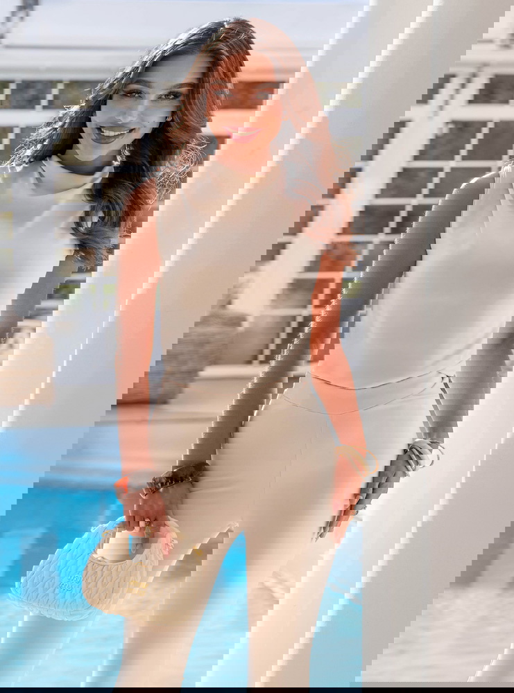 Beżowy komplet bluzka i spodnie typu...