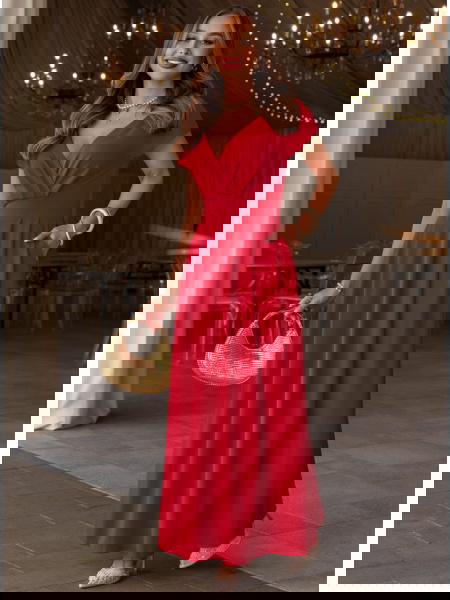 Malinowa sukienka maxi z...