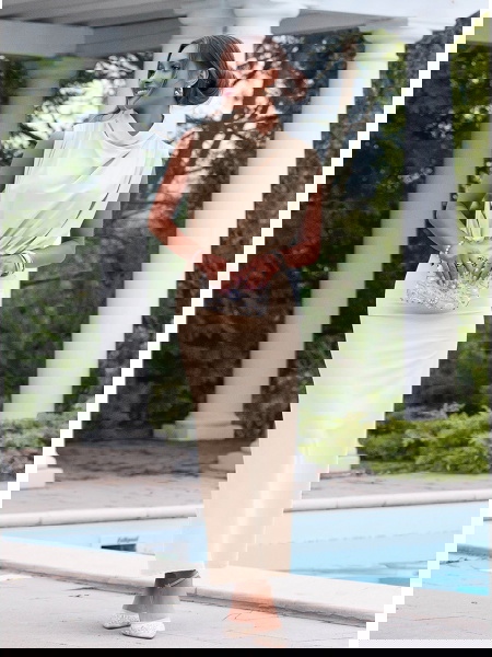 Jasnobeżowa sukienka maxi z... 2