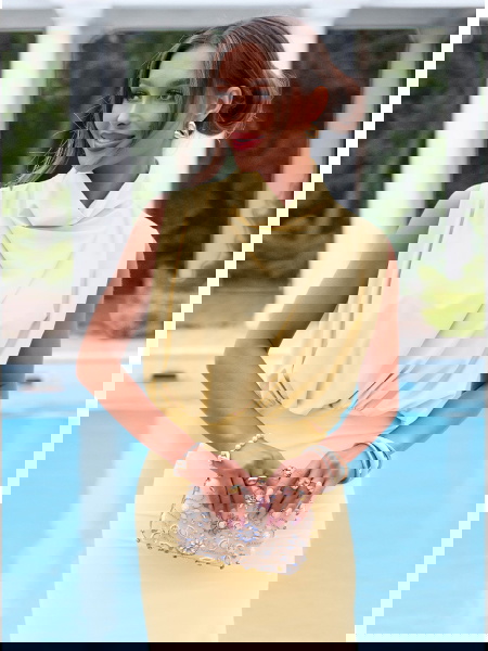 Sukienka maxi z zabudowanym...