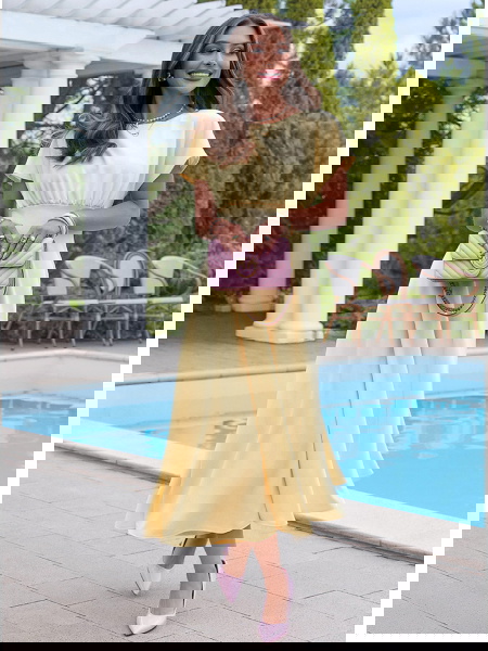 Sukienka z krótkim rękawem... 2