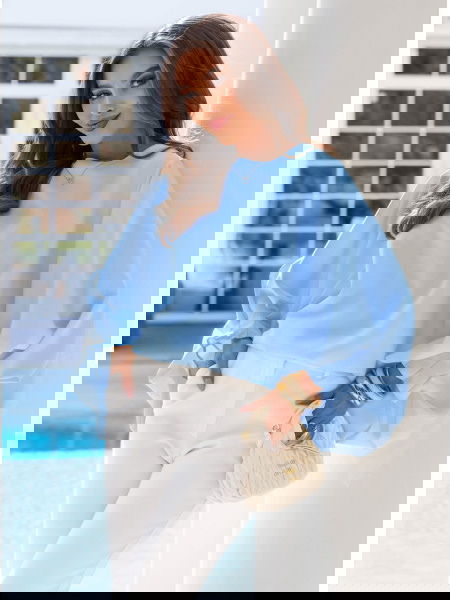 Błękitna bluzka z... 2