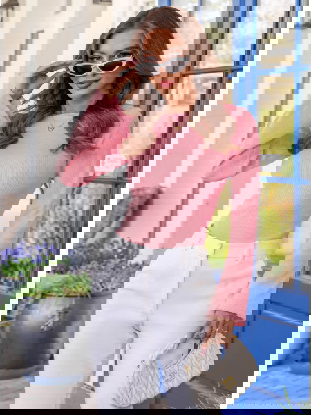 Pudrowa prążkowana bluzka z... 2