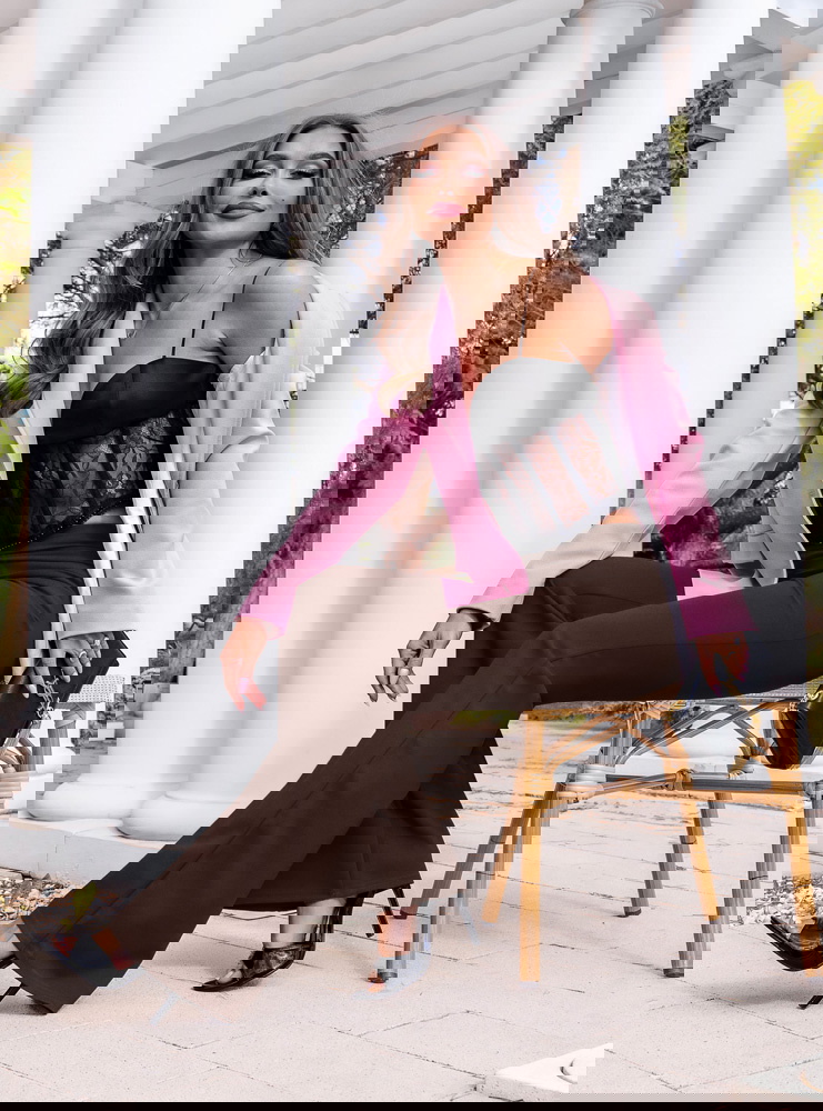 Czekoladowe spodnie z rozszerzanymi...