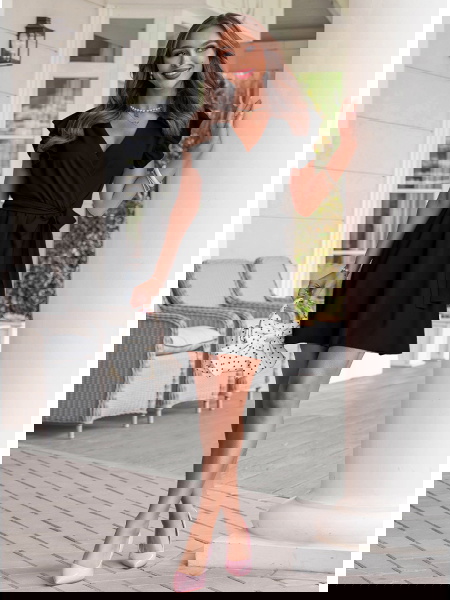 Czarna sukienka z... 2