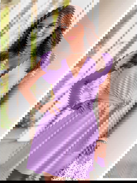 Liliowa sukienka z...