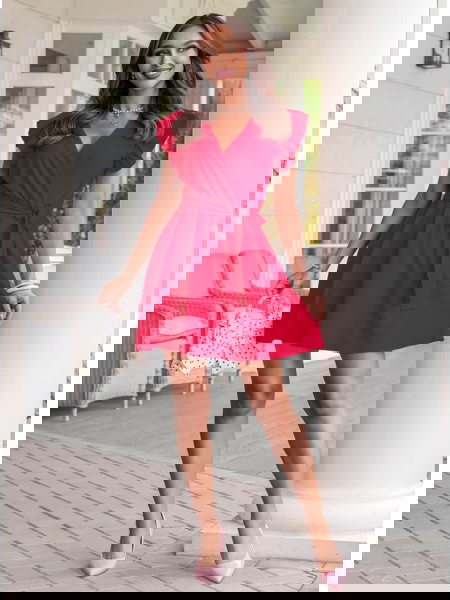 Malinowa sukienka z... 2