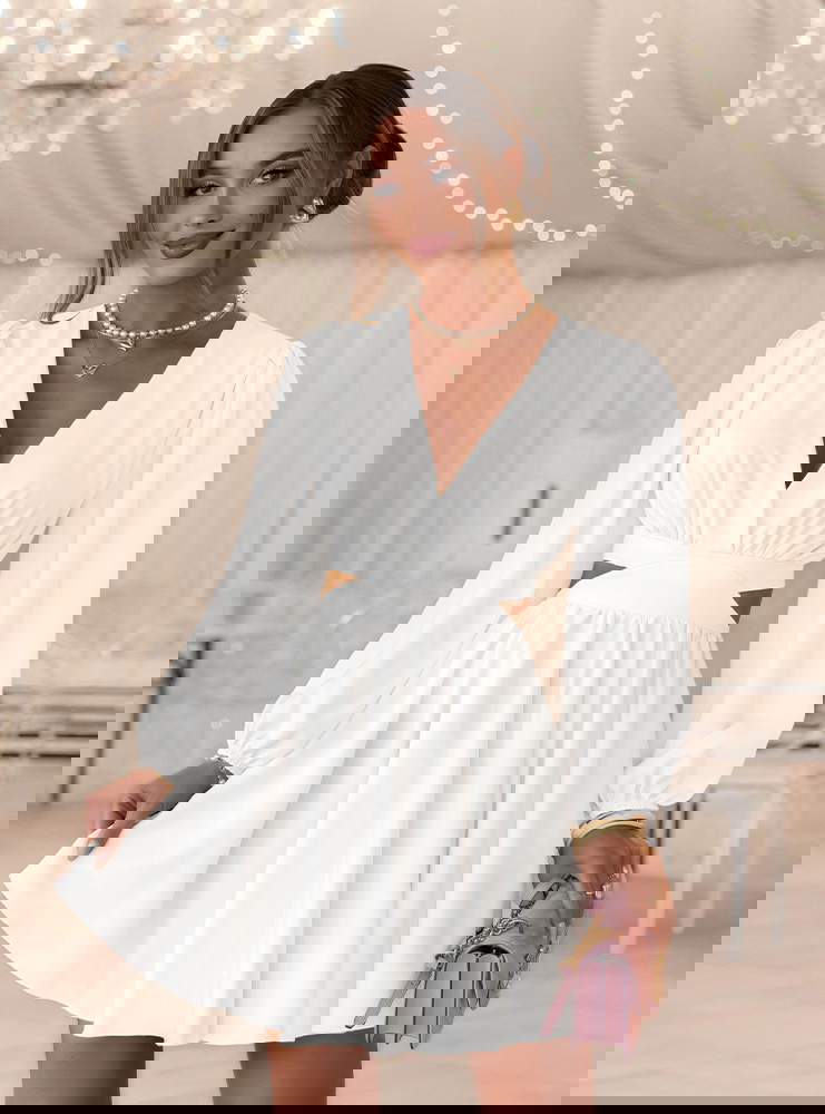 Biała sukienka rozkloszowana z...