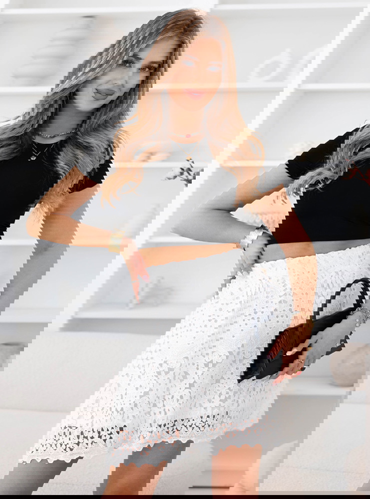 Biała koronkowa spódniczka mini Mylae