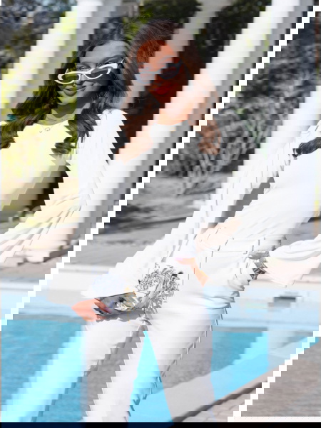 Bluzka z szerokimi rękawami...