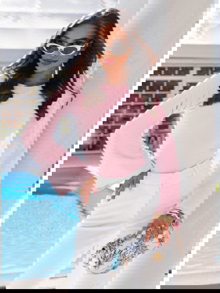 Pudrowa bluzka z szerokimi... 2