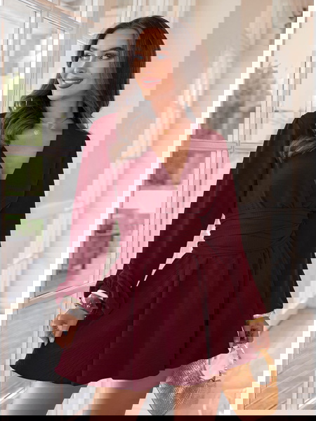 Bordowy kombinezon jak... 2