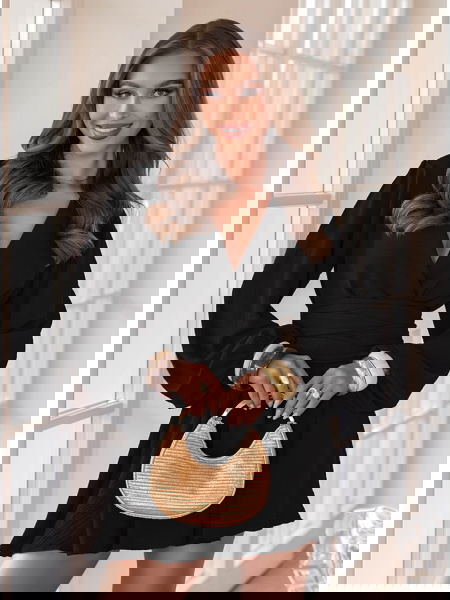 Czarny kombinezon jak...